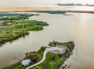 1428 Pk Hills Blvd, Graford, TX 76449