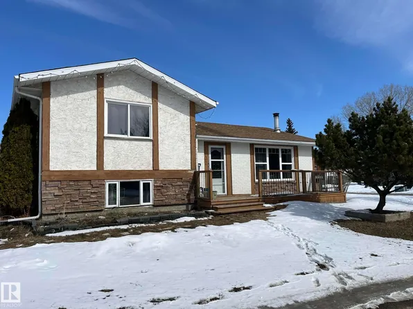9702 95th Ave, Morinville, AB T8R 1H4