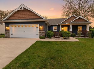 1508 Evergreen Pl, Elkhart, IN 46514