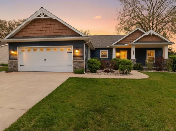 1508 Evergreen Pl, Elkhart, IN 46514