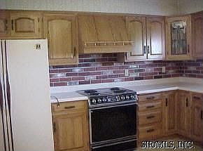 2nd image of 2525 Buenger Blvd