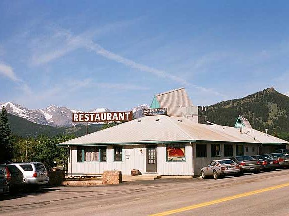 Sundeck Restaurant