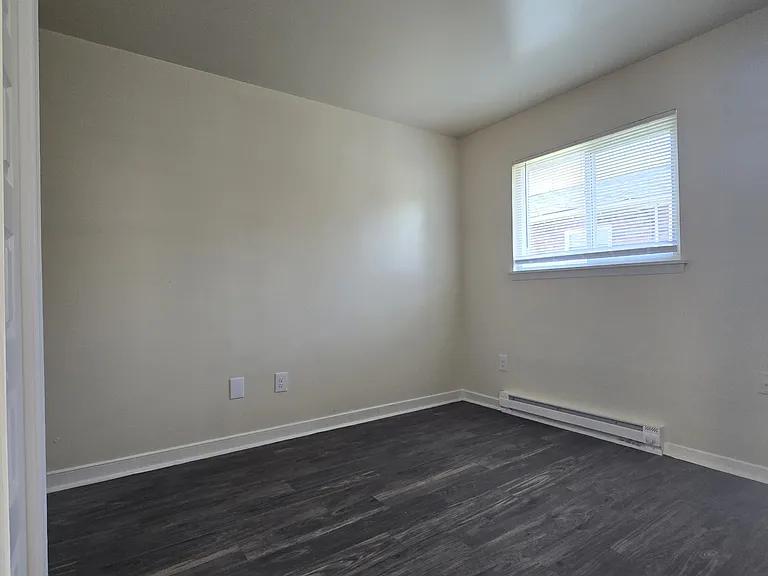 1814 Williamsburg Rd #10 — Photo 12