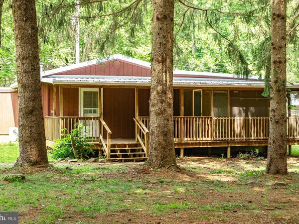 3368 Brushy Fork Rd, Sugar Grove, WV 26815