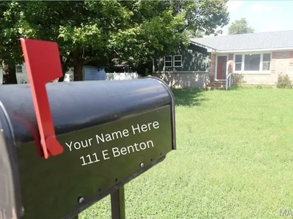 111 E Benton Ave, Lilbourn, MO 63862