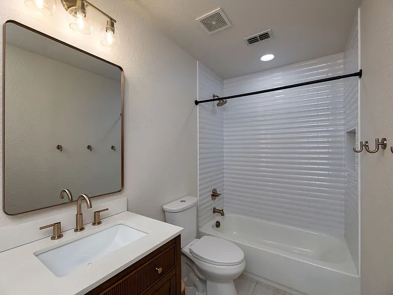 404 Tarpan Trl — Photo 22