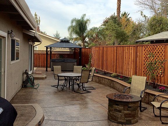 Low maintenance backyard 