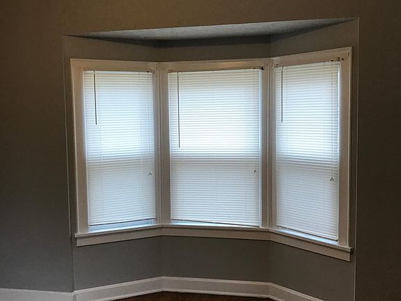 5th image of 403 E Chestnut St #134-1/2