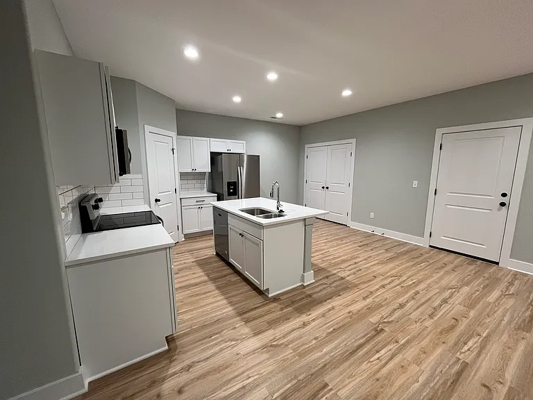 6812 W Kollmeyer St — Photo 31