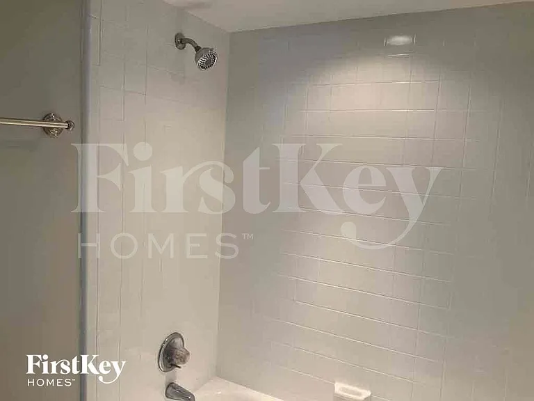 1451 Oak Pl — Photo 15