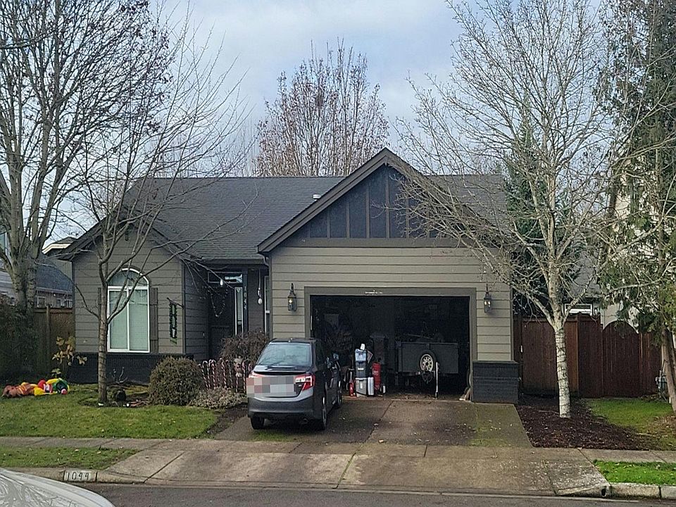 1st image of 1044 Throne Dr