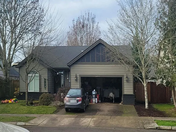 1044 Throne Dr, Eugene, OR 97402