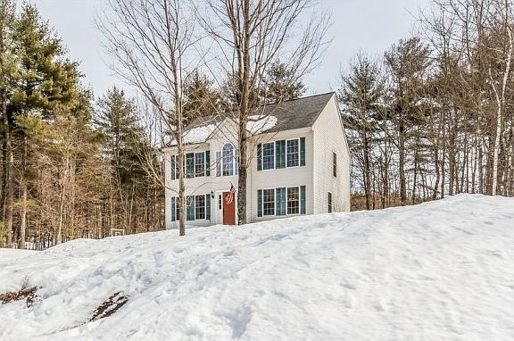 Private and Wooded Lot