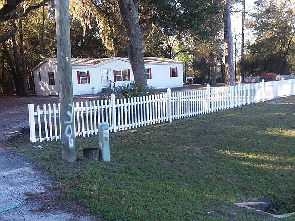 3rd image of 972 SW Deputy J Davis Ln