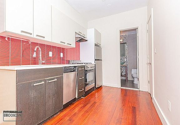 2nd image of 289 Jefferson St #1F