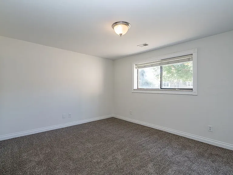 13685 W 67th Cir — Photo 11