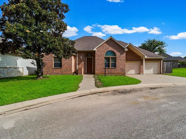 104 Sunset Ct, Livingston, TX 77351