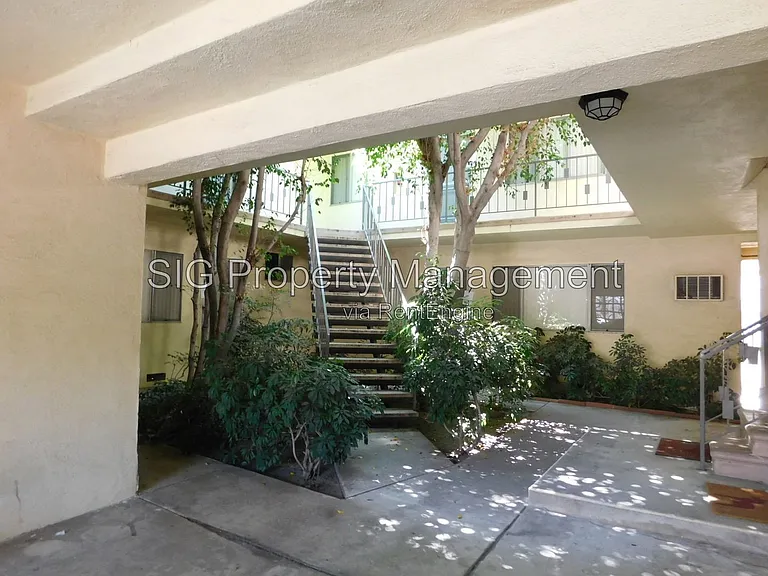 501 S 7th St — Photo 23