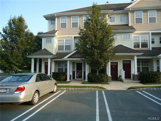 1st image of 25-1 Fairways Dr