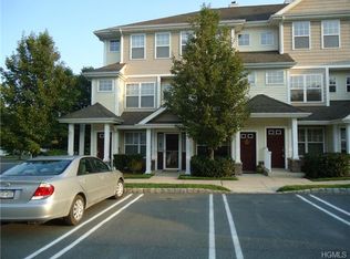 25-1 Fairways Dr, Middletown, NY 10940