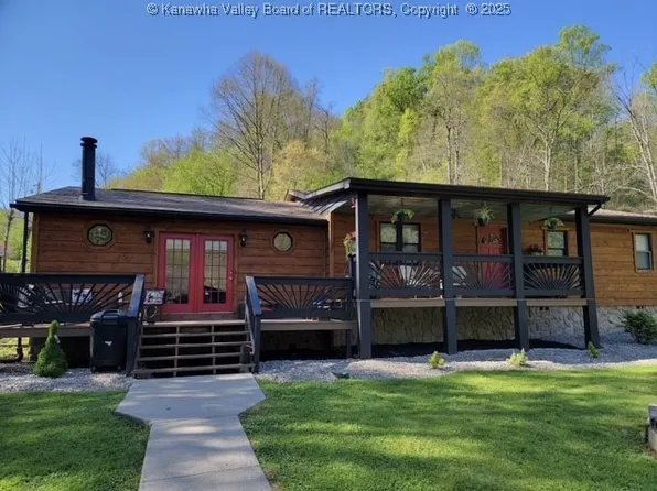 56 Clara Dr, Charleston, WV 25312