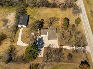 3109 Fm 1183, Ennis, TX 75119