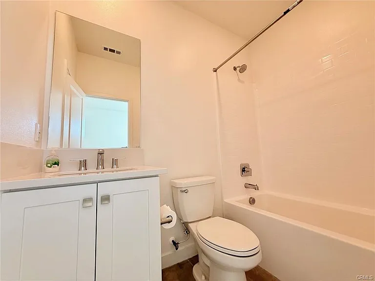 1677 W Lincoln Ave #103 — Photo 17