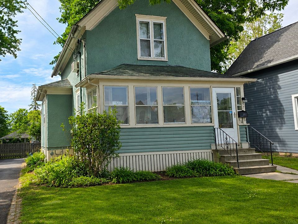 1st image of 571 Walnut Ave