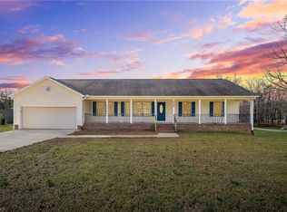 2258 Upper Lake Rd, Thomasville, NC 27360