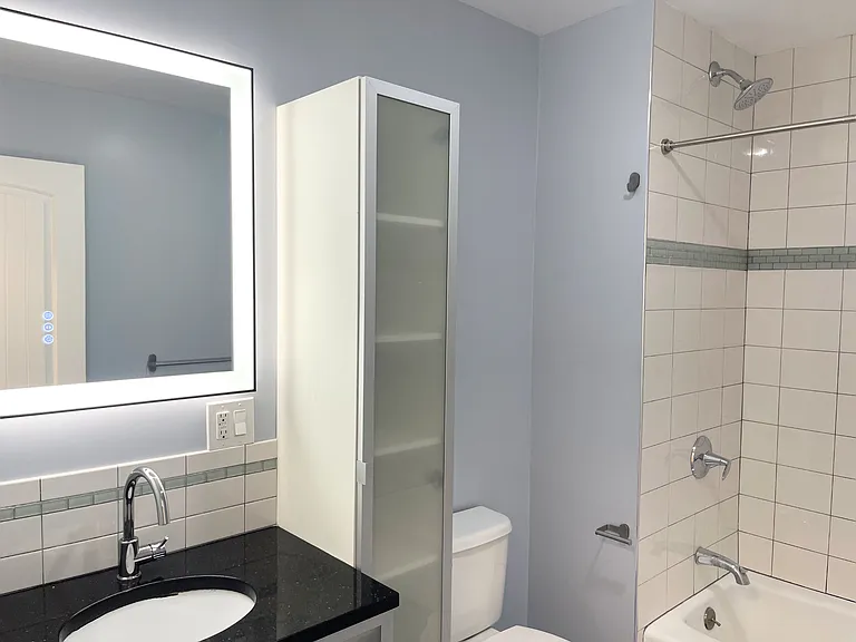 17 Proctor St #1 — Photo 17