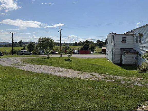 2nd image of 4108 Ballard Red Sulphur Pkwy