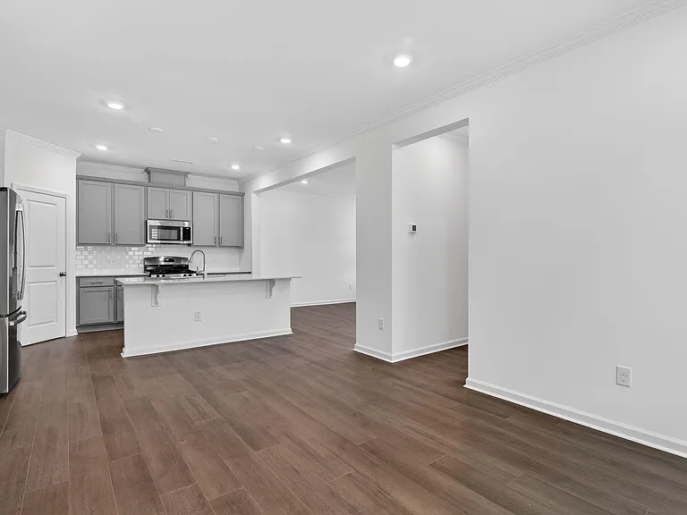 3105 Allamore Dr — Photo 16