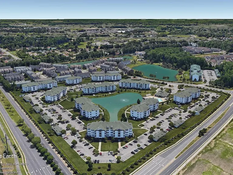 Brenneman Farm Apartments — Photo 18