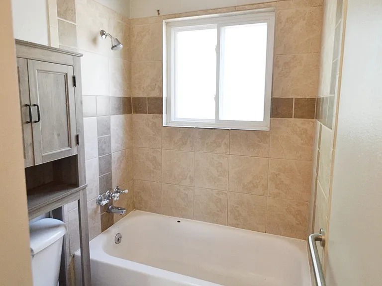 316 Poe Pl — Photo 10