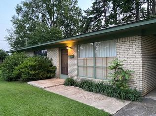 3407 N Robison Rd, Texarkana, TX 75501