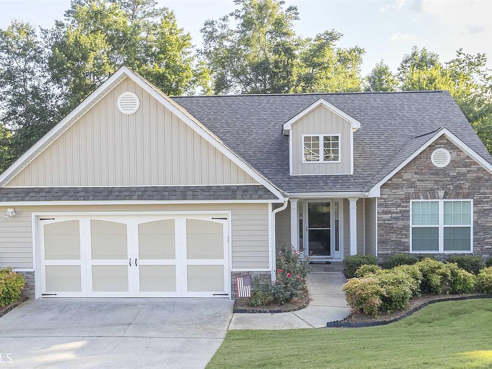 1st image of 812 Stone Creek Dr #31