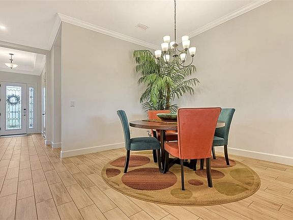 5th image of 4719 CASSIO COURT