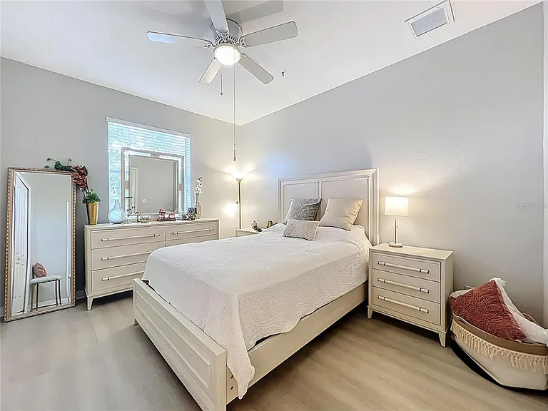 3309 Wilshire Way Rd #3 — Photo 12