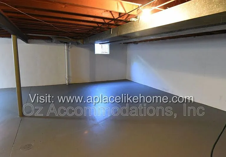 3607 W 47th St — Photo 12