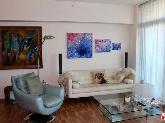 4th image of 13700 Marina Pointe Dr Unit 820