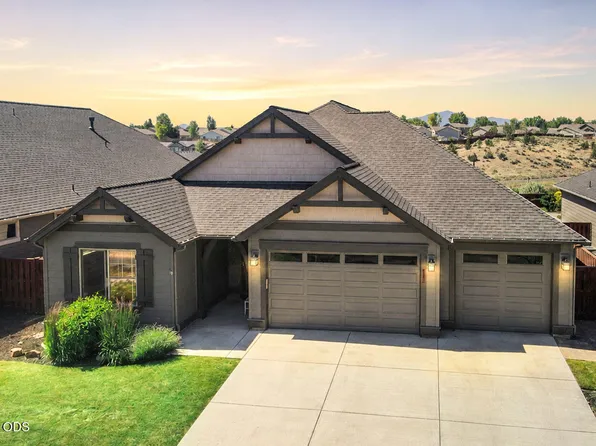 895 NE Hudspeth Cir, Prineville, OR 97754