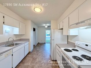 17890 SW Alexander St #17, Beaverton, OR 97003