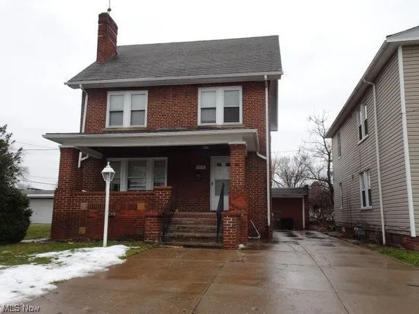 978 Royal Rd, Cleveland, OH 44110
