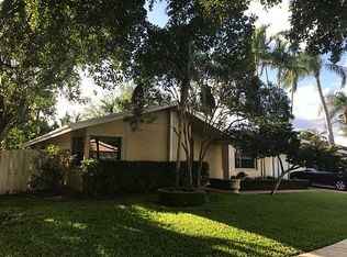 10502 SW 115th Pl, Miami, FL 33176