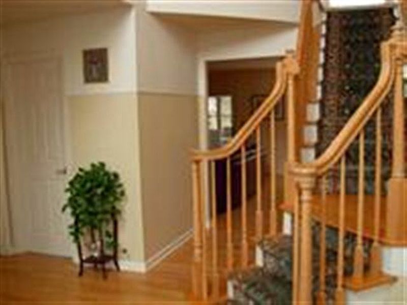 2nd image of 18 WINDHAM HILL Road