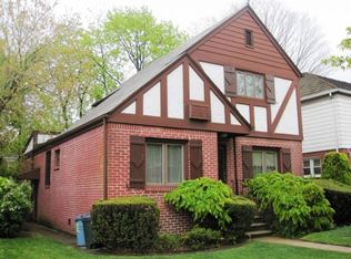 7527 190th St, Fresh Meadows, NY 11366