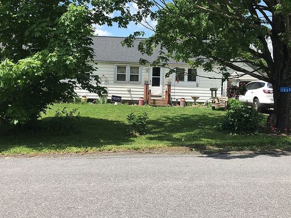 1235 Gun House Hill Rd