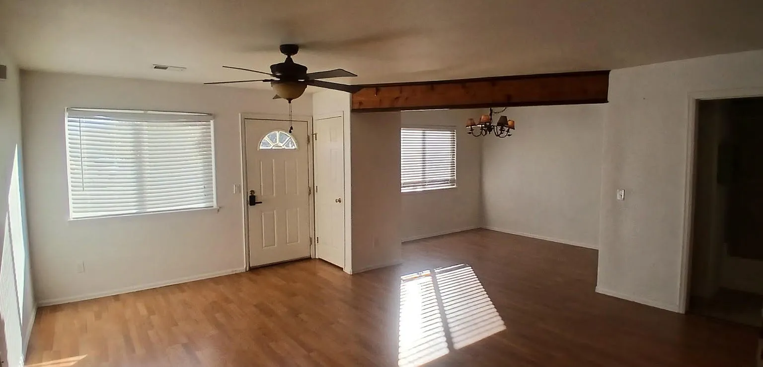 3 bed, 1416 sqft, $2,200 — Photo 4