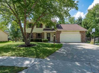 4606 Blue Water Ct, Fort Wayne, IN 46804