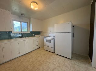 280 S 9th St, Coos Bay, OR 97420